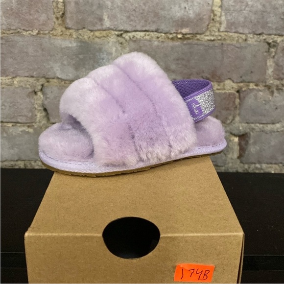 UGG Fluff Yeah- Lilac Frost - Picture 3 of 3